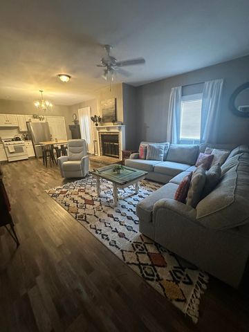 311 A & B Engeron Street, Houma, LA 70363