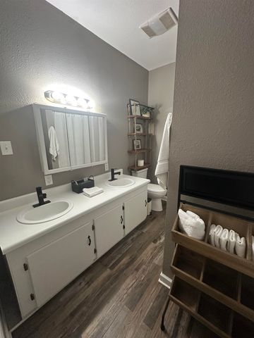 311 A & B Engeron Street, Houma, LA 70363