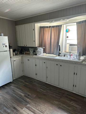 311 A & B Engeron Street, Houma, LA 70363