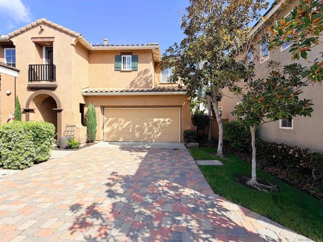 9923 Fieldthorn St., San Diego, CA 92127