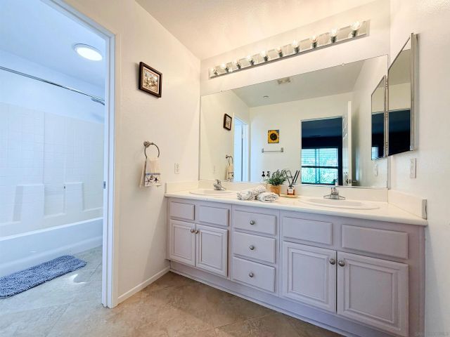 9923 Fieldthorn St., San Diego, CA 92127