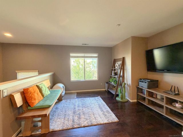 9923 Fieldthorn St., San Diego, CA 92127