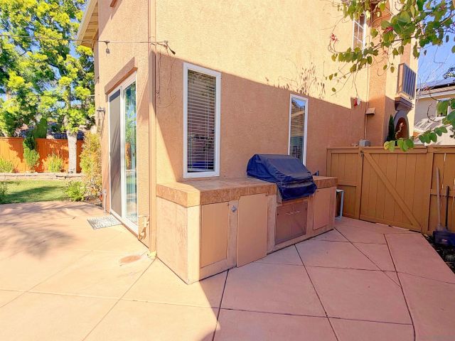 9923 Fieldthorn St., San Diego, CA 92127