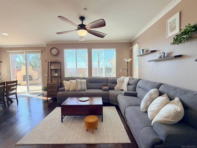 9923 Fieldthorn St., San Diego, CA 92127