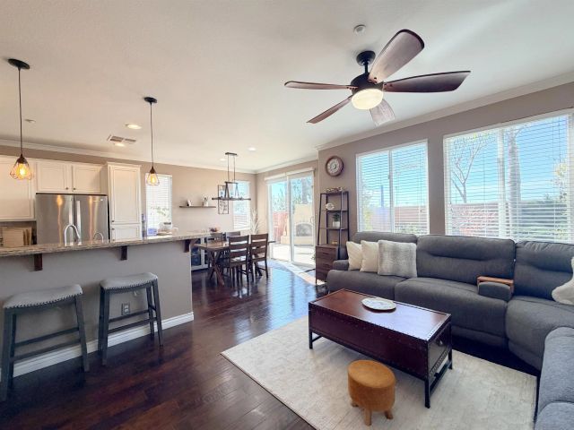 9923 Fieldthorn St., San Diego, CA 92127