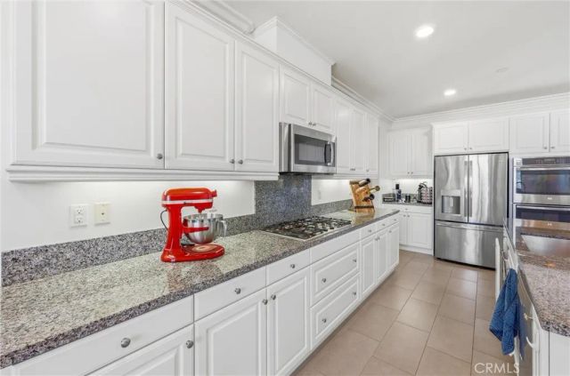 13710 Sweet Avenue, Riverside, CA 92503