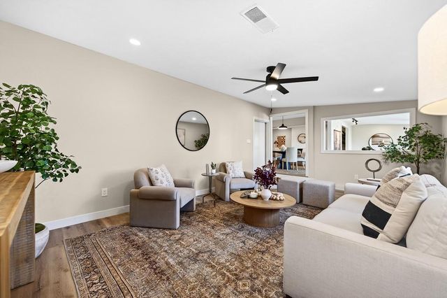 113 Grenoble Way, Folsom, CA 95630