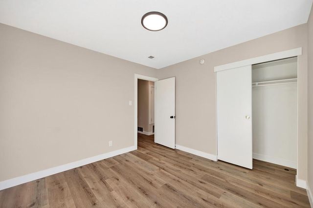 113 Grenoble Way, Folsom, CA 95630