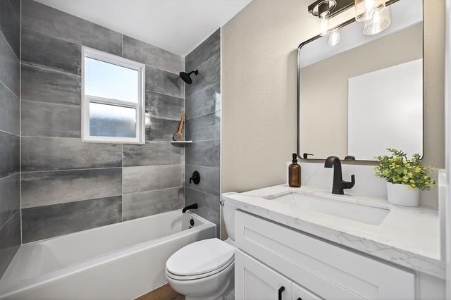 113 Grenoble Way, Folsom, CA 95630