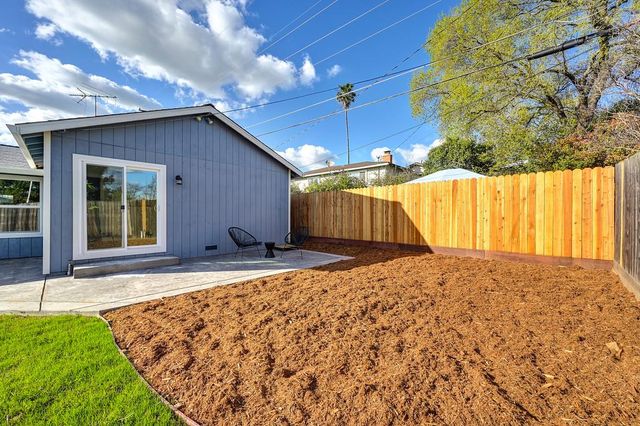 113 Grenoble Way, Folsom, CA 95630