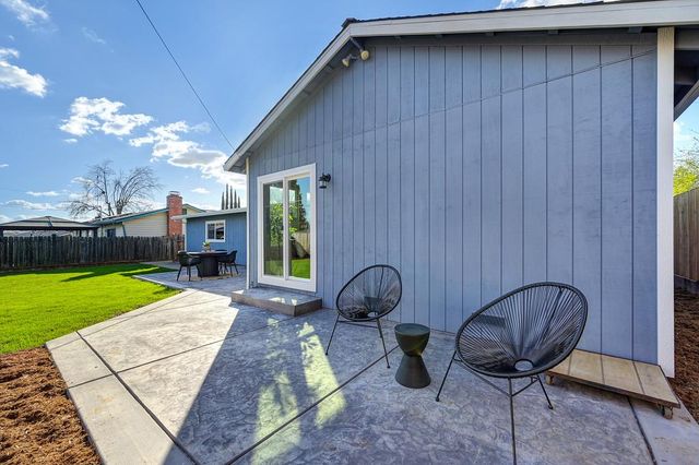 113 Grenoble Way, Folsom, CA 95630