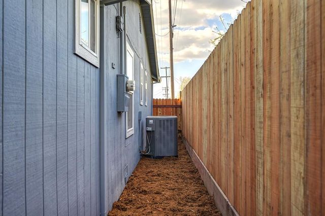 113 Grenoble Way, Folsom, CA 95630