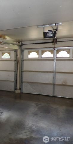 32 NE Tremont Drive, College Place, WA 99324