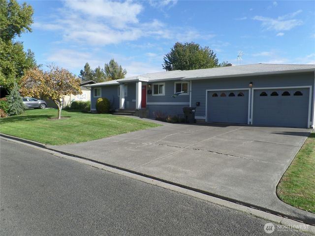 32 NE Tremont Drive, College Place, WA 99324