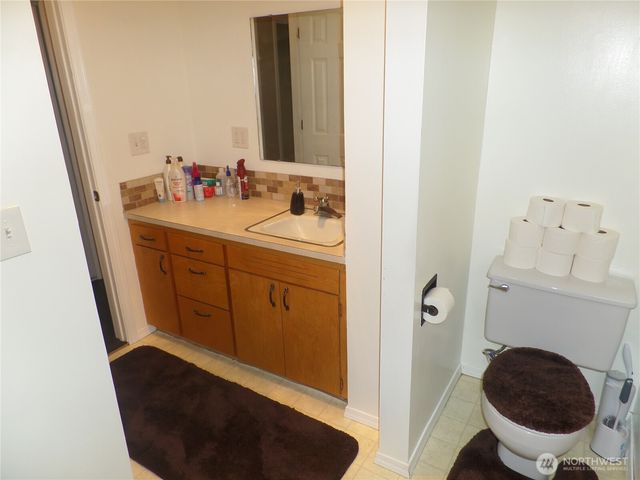 32 NE Tremont Drive, College Place, WA 99324