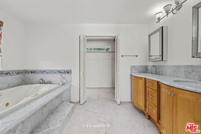 16647 Charmel Lane, Pacific Palisades (los Angeles), CA 90272