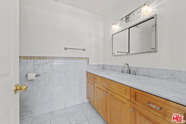 16647 Charmel Lane, Pacific Palisades (los Angeles), CA 90272