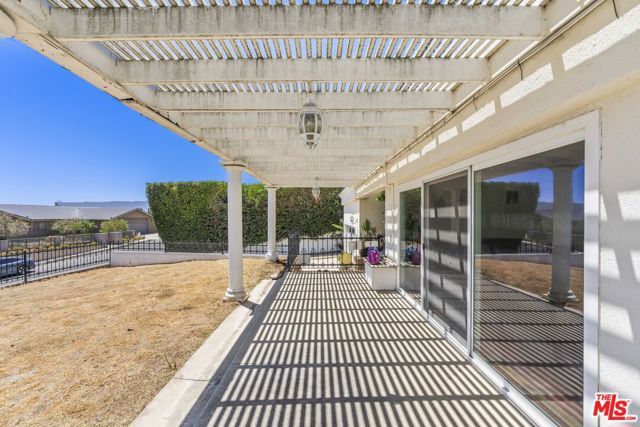 16647 Charmel Lane, Pacific Palisades (los Angeles), CA 90272