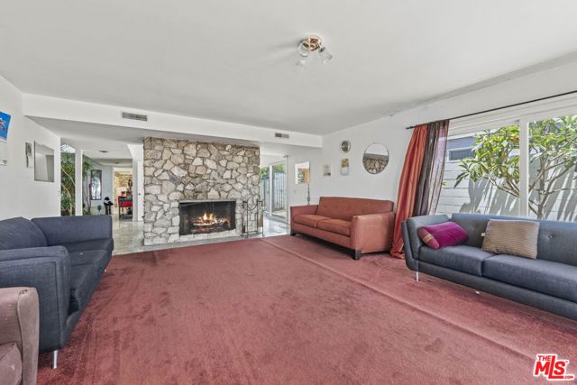 16647 Charmel Lane, Pacific Palisades (los Angeles), CA 90272