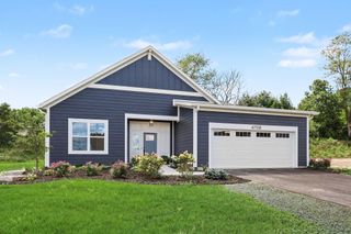 4708 Knapp Bluff Drive NE, Grand Rapids, MI 49525