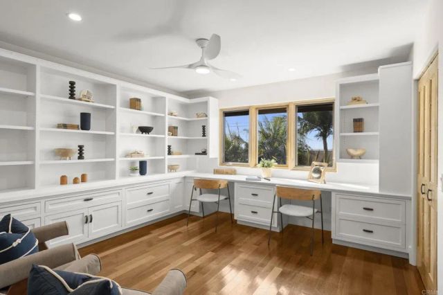 3354 Seacrest Drive, Carlsbad, CA 92008