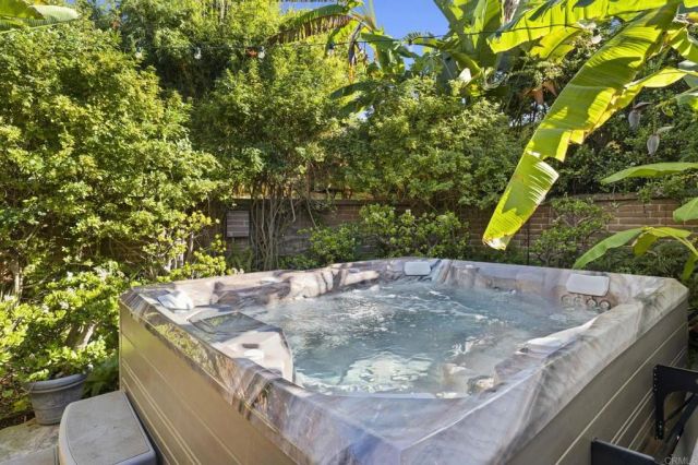 3354 Seacrest Drive, Carlsbad, CA 92008