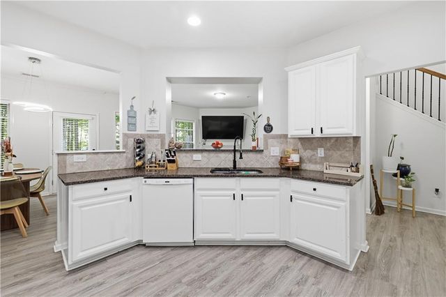 1794 Caswell Parkway, Marietta, GA 30060