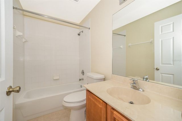 13942 DOVE WING COURT, Orlando, FL 32828