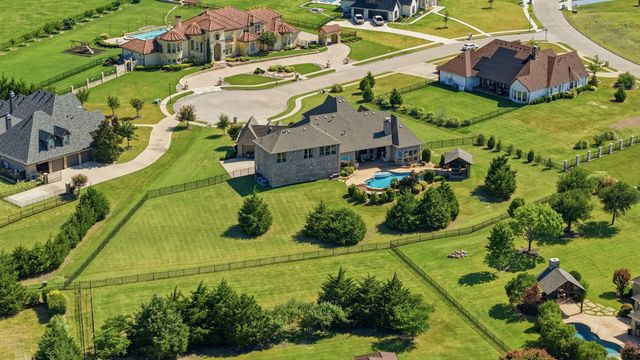 1115 Warwick Court, Mclendon Chisholm, TX 75032