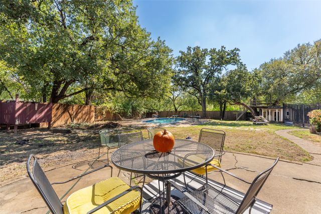 1803 Arrowhead Drive, Pantego, TX 76013