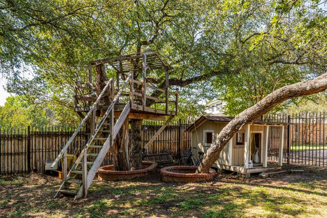 1803 Arrowhead Drive, Pantego, TX 76013