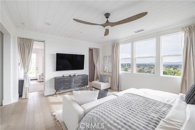 18804 Winnwood, Santa Ana, CA 92705