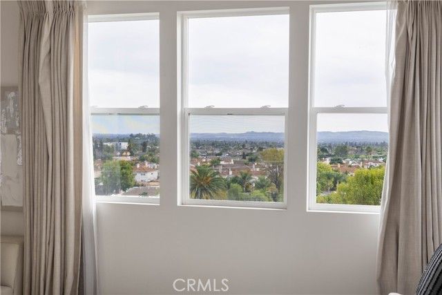 18804 Winnwood, Santa Ana, CA 92705