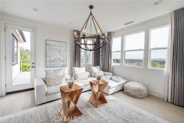 18804 Winnwood, Santa Ana, CA 92705