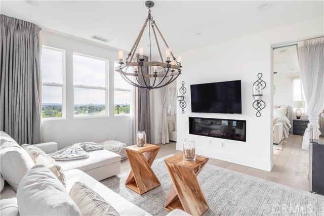 18804 Winnwood, Santa Ana, CA 92705