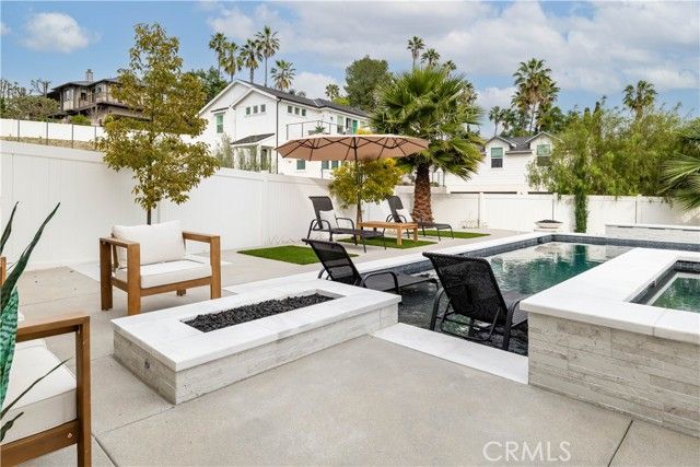 18804 Winnwood, Santa Ana, CA 92705