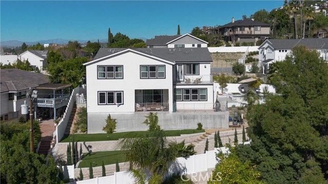 18804 Winnwood, Santa Ana, CA 92705