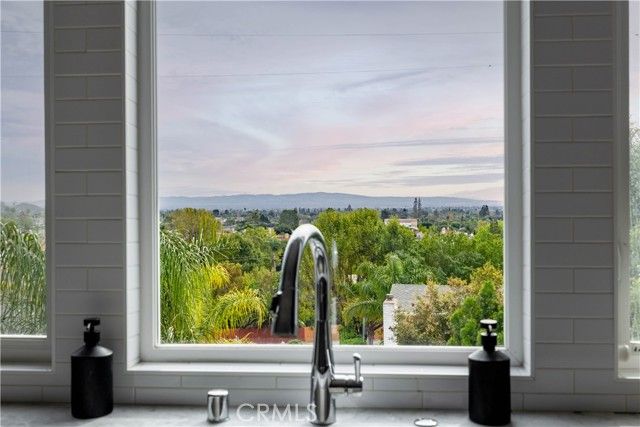 18804 Winnwood, Santa Ana, CA 92705