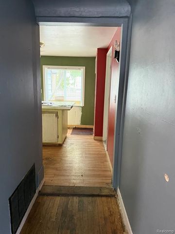 52 Batavia Place, Grand Rapids, MI 49503