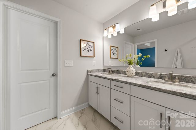 5012 Calvine Mill Way, Charlotte, NC 28205