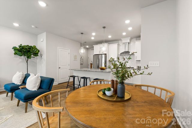 5012 Calvine Mill Way, Charlotte, NC 28205