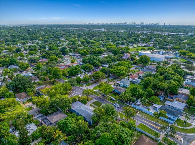 12090 NW 12th Avenue, North Miami, FL 33168