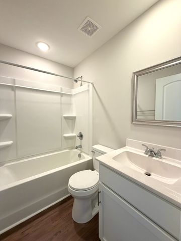 509 Britton Springs Rd Apt B1, Clarksville, TN 37042