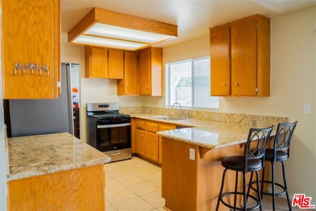 37411 Sheffield Drive, Palmdale, CA 93550