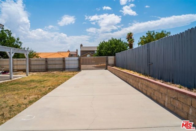 37411 Sheffield Drive, Palmdale, CA 93550