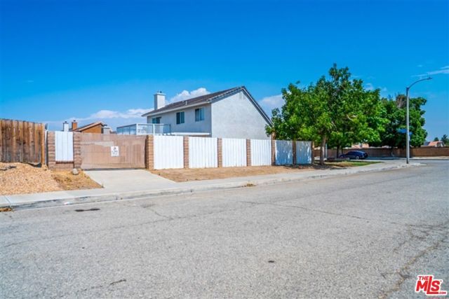 37411 Sheffield Drive, Palmdale, CA 93550