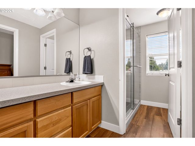 37520 GREEN MOUNTAIN St, Sandy, OR 97055