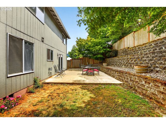 37520 GREEN MOUNTAIN St, Sandy, OR 97055