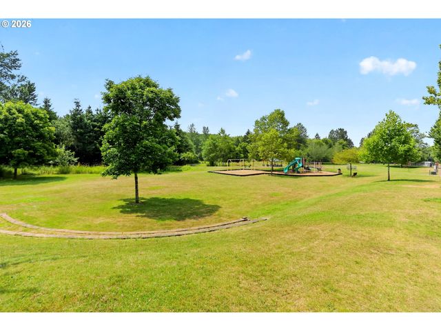 37520 GREEN MOUNTAIN St, Sandy, OR 97055