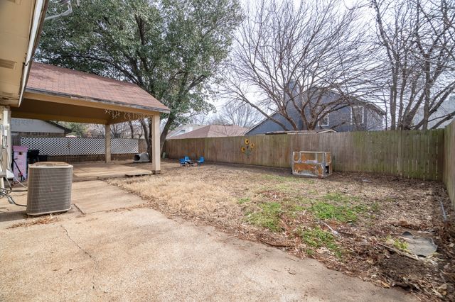 3005 Woodlark Drive, Fort Worth, TX 76123